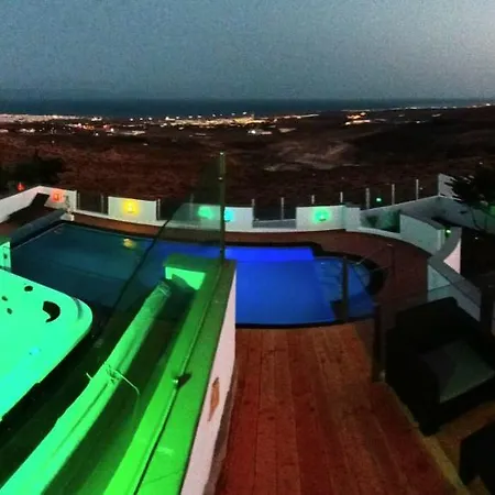 Vista Mar Ii, Sea Views, 600mbit Dsl, 280 Sqm, Whirlpool, Gaming Mm Güime