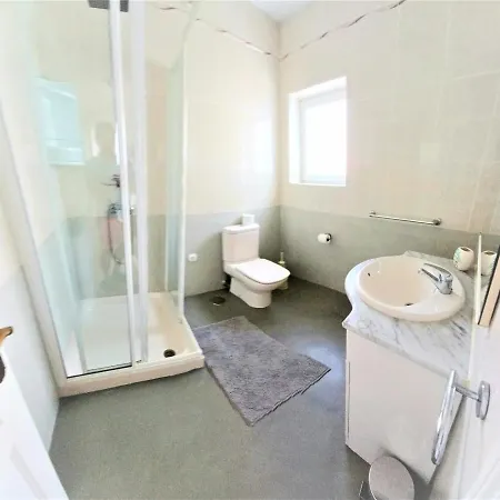 Vista Mar Ii, Sea Views, 600mbit Dsl, 280 Sqm, Whirlpool, Gaming Mm * Güime