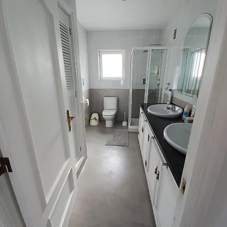 Vista Mar Ii, Sea Views, 600mbit Dsl, 280 Sqm, Whirlpool, Gaming Mm * Güime