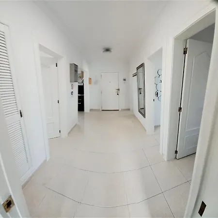 Vista Mar Ii, Sea Views, 600mbit Dsl, 280 Sqm, Whirlpool, Gaming Mm Villa