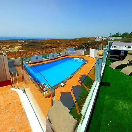 Villa Vista Mar Ii, Sea Views, 600mbit Dsl, 280 Sqm, Whirlpool, Gaming Mm Güime