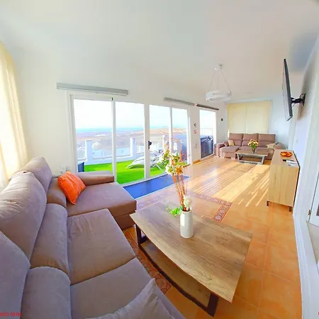 Vista Mar Ii, Sea Views, 600mbit Dsl, 280 Sqm, Whirlpool, Gaming Mm Villa