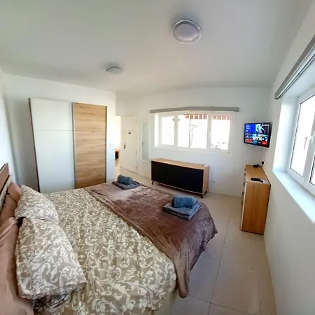 Vista Mar Ii, Sea Views, 600mbit Dsl, 280 Sqm, Whirlpool, Gaming Mm *